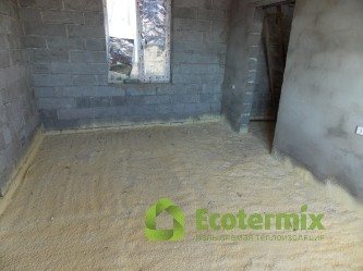 What is the best way to insulate a floor under a screed? We understand the choice of optimal material 