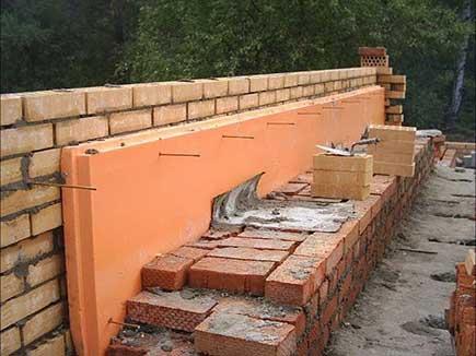 brick walls with insulation