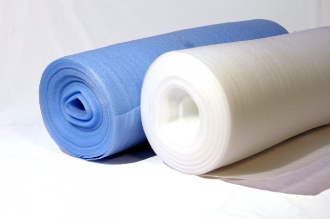 Non-crosslinked polyethylene foam does not withstand heavy loads