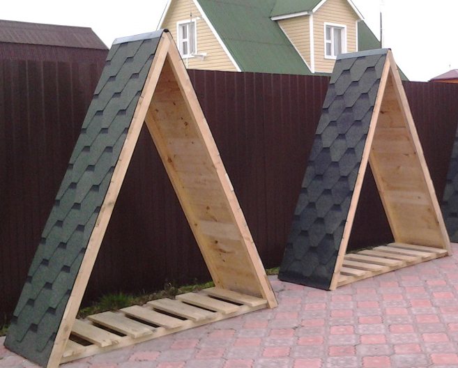 triangular firewood boxes